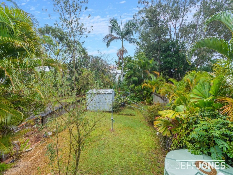 19 Rowsley Street, Greenslopes QLD 4120