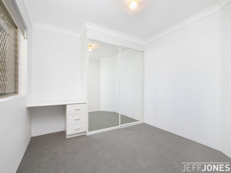 8/27 Nelson Street, Coorparoo QLD 4151