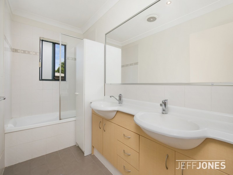 13/96 Marquis Street, Greenslopes QLD 4120