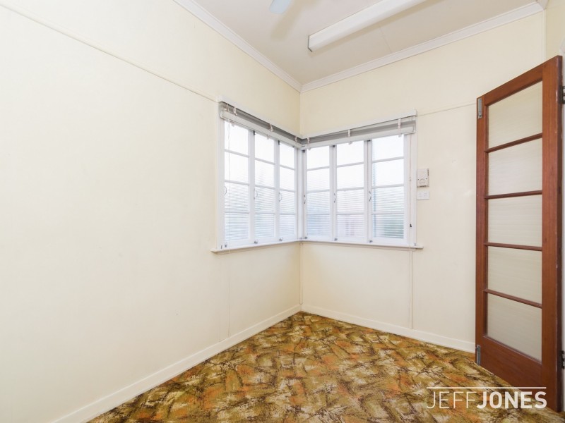 39 Pozieres Road, Tarragindi QLD 4121