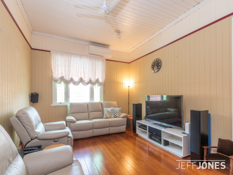 84 Cedar Street, Greenslopes QLD 4120
