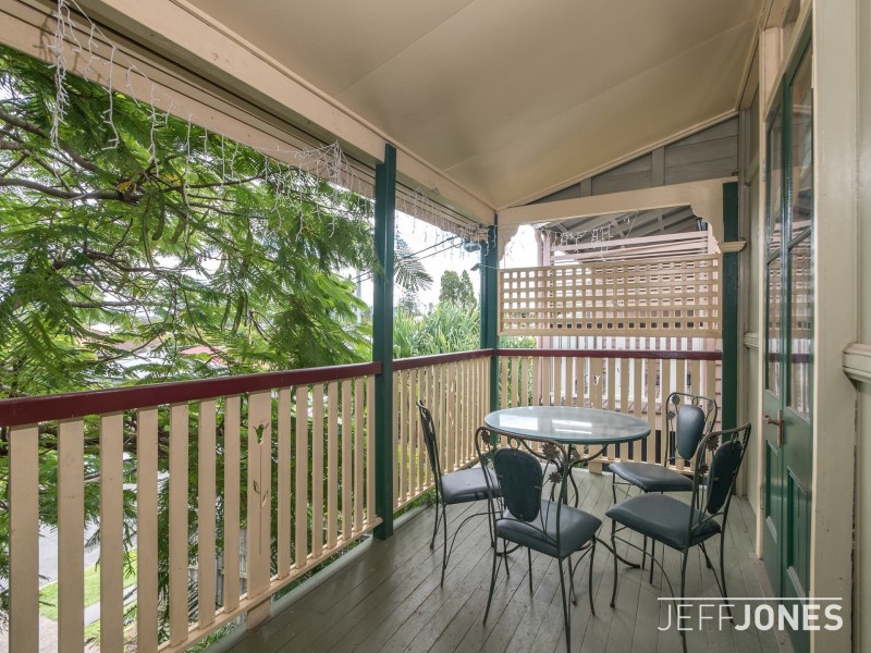 84 Cedar Street, Greenslopes QLD 4120