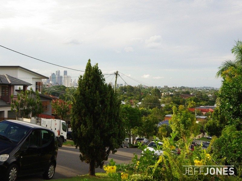 102 Peach Street, Greenslopes QLD 4120