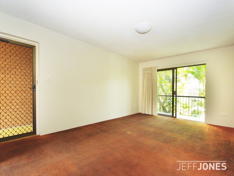 1/43 Denman Street, Greenslopes QLD 4120