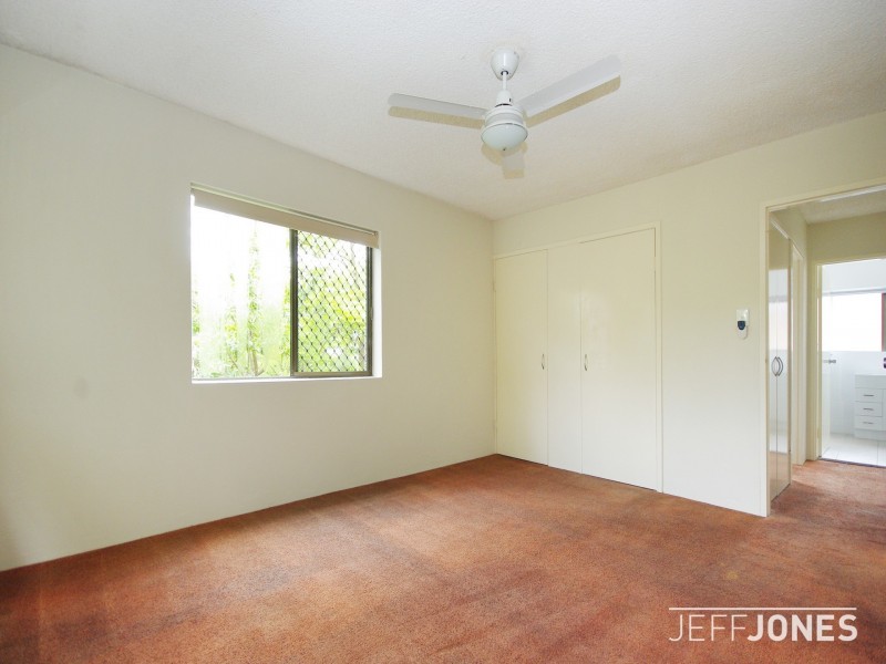 1/43 Denman Street, Greenslopes QLD 4120