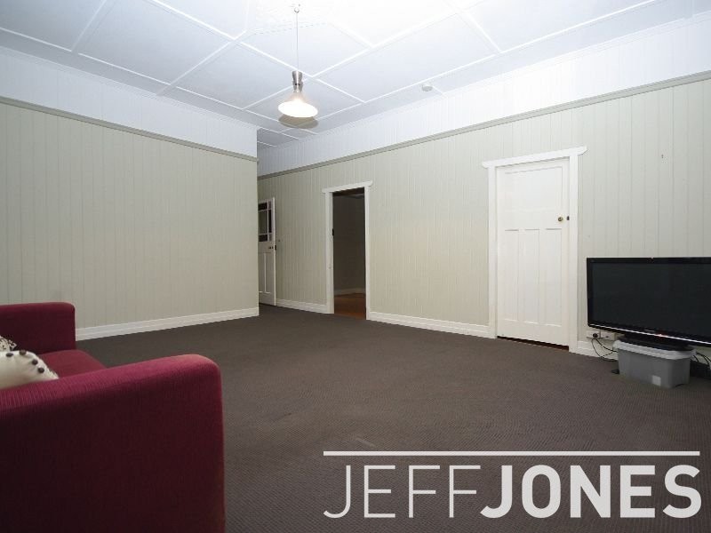 14 Leicester Street, Coorparoo QLD 4151