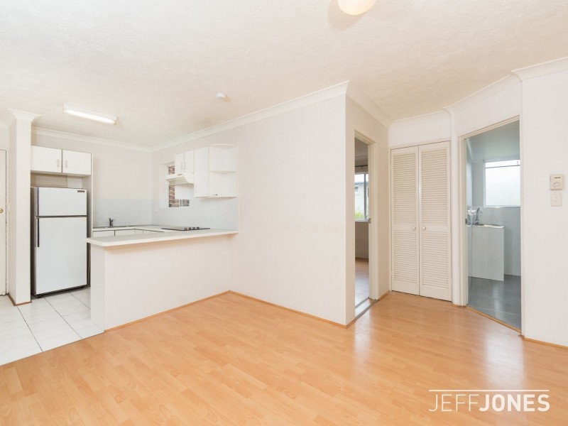 4/237 Cavendish Road, Coorparoo QLD 4151