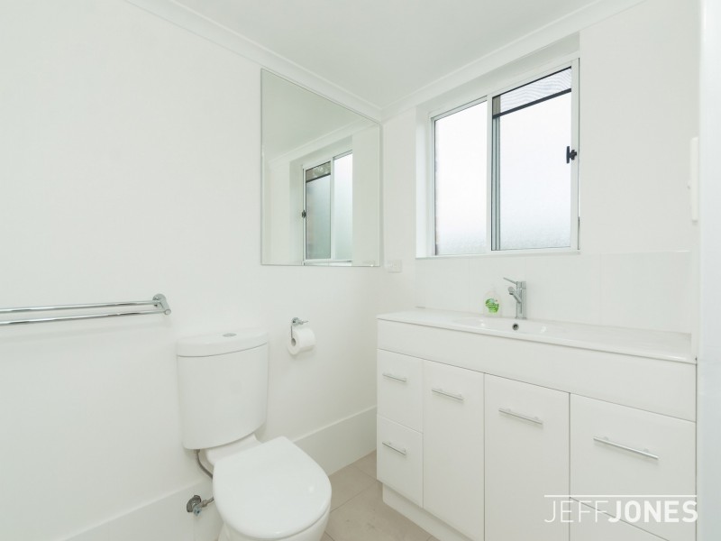 4/237 Cavendish Road, Coorparoo QLD 4151