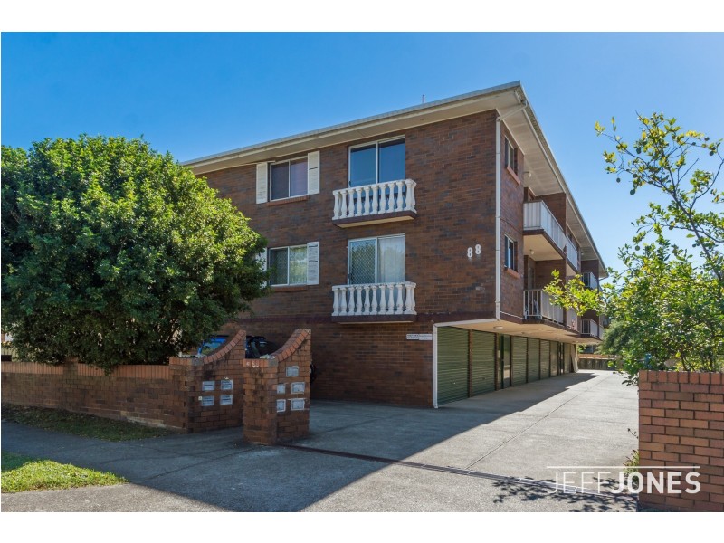 1/88 Victoria Terrace, Greenslopes QLD 4120