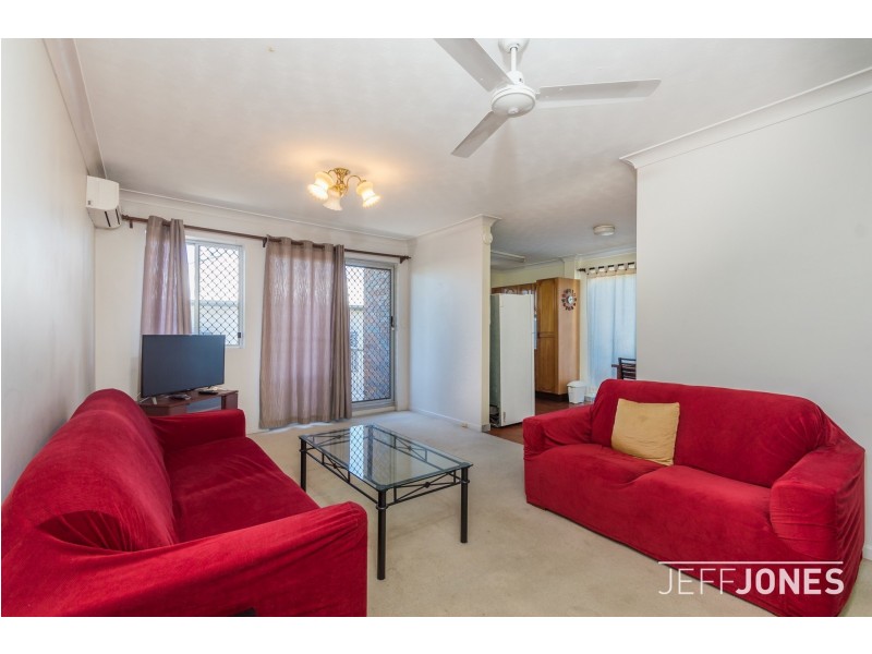 1/88 Victoria Terrace, Greenslopes QLD 4120