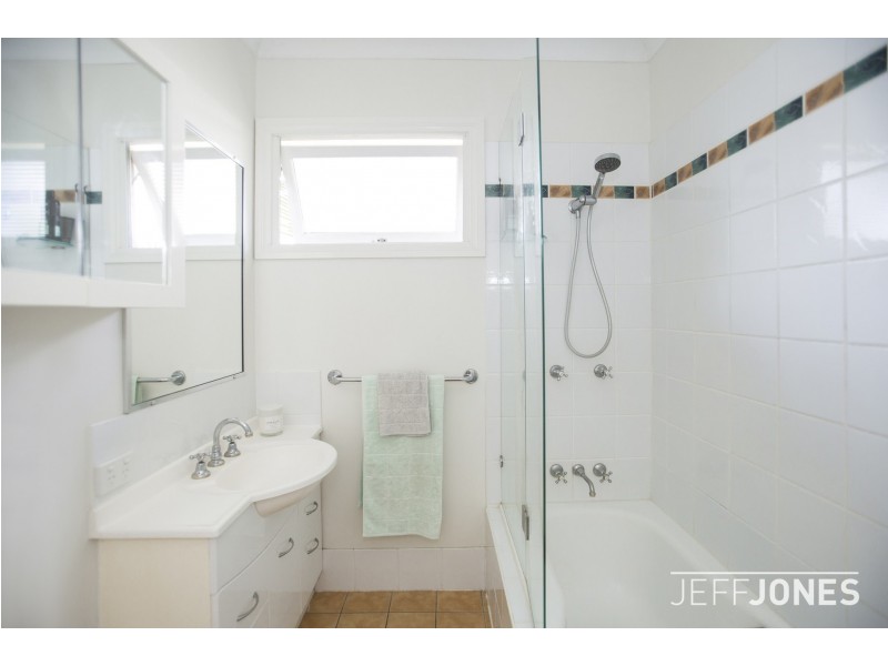 9 Garioch Street, Tarragindi QLD 4121