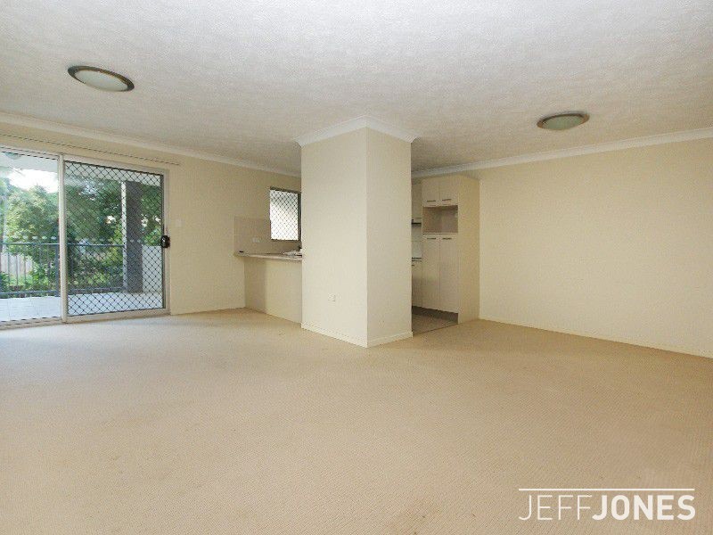 1/76 Cleveland Road, Greenslopes QLD 4120