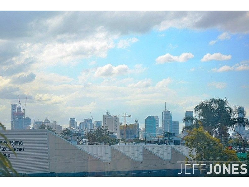 1/288 Cornwall Street, Greenslopes QLD 4120