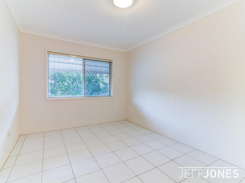 2/20 Mclay Street, Coorparoo QLD 4151
