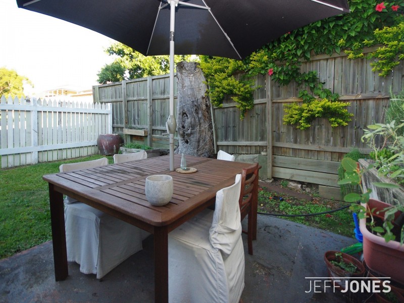 28 Didsbury Street, East Brisbane QLD 4169