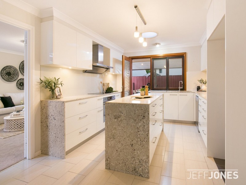 34 Breadalbane Street, Carindale QLD 4152