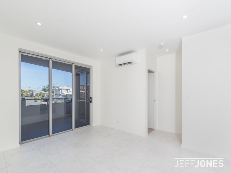 6/902 Logan Road, Holland Park West QLD 4121