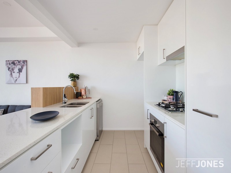 611/54 Lincoln Street, Greenslopes QLD 4120