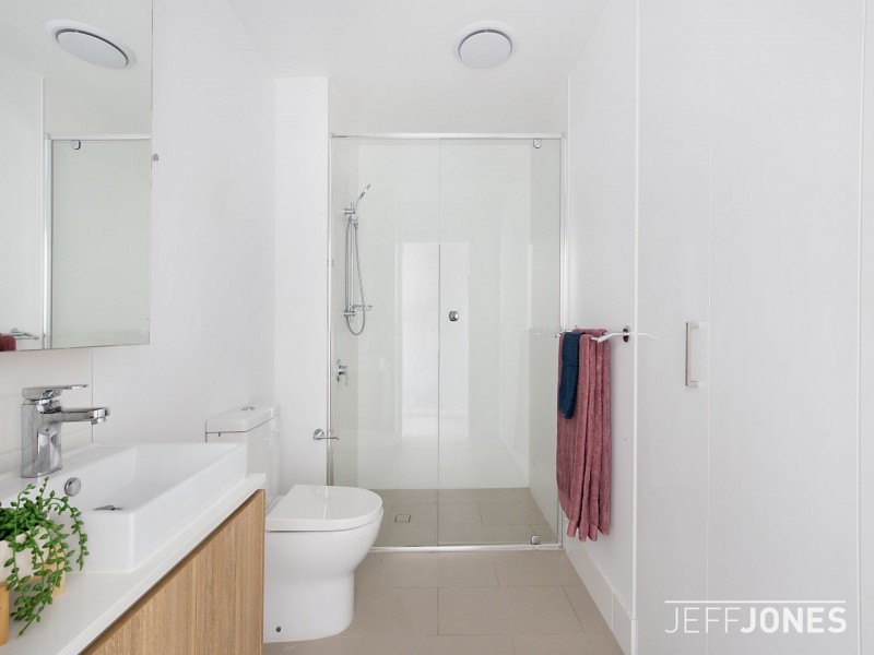 611/54 Lincoln Street, Greenslopes QLD 4120