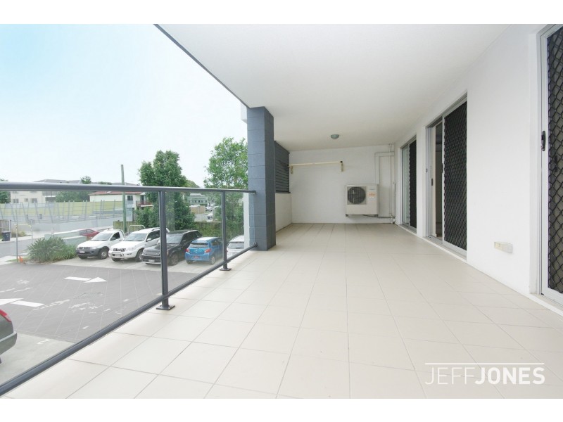 4/76 Old Cleveland Road, Greenslopes QLD 4120