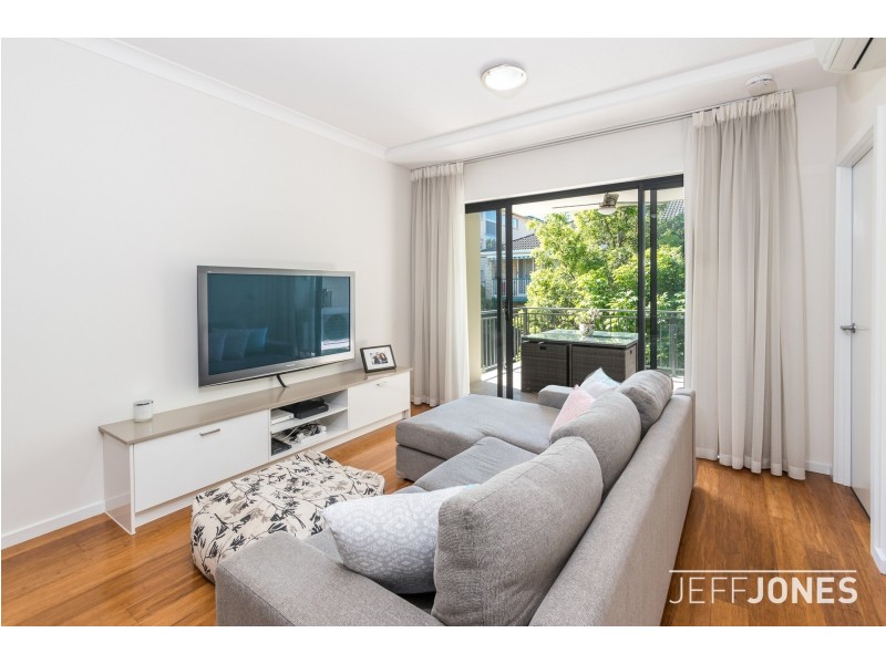7/48 Knowsley Street, Greenslopes QLD 4120