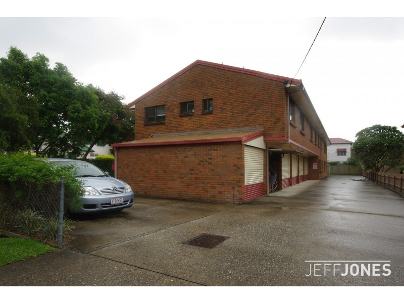 1/84 Victoria Terrace, Greenslopes QLD 4120