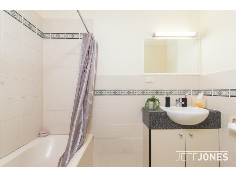 B5/52 Baron Street, Greenslopes QLD 4120