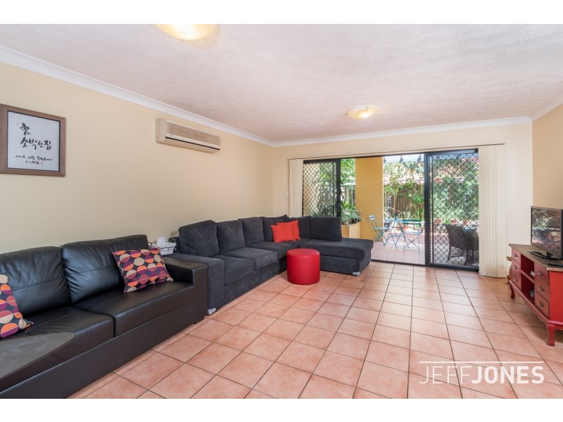 3/85-87 Victoria Terrace, Greenslopes QLD 4120