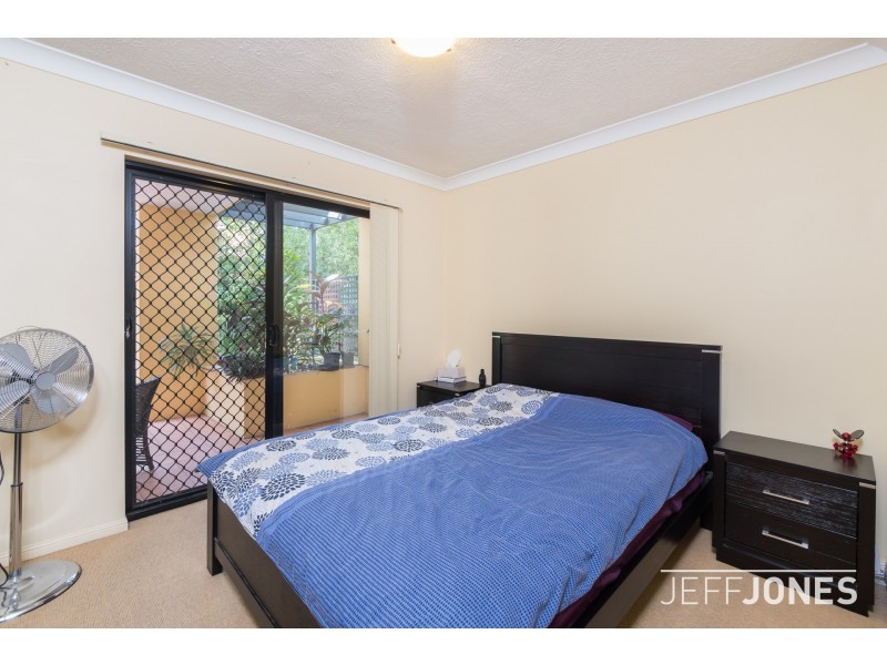 3/85-87 Victoria Terrace, Greenslopes QLD 4120
