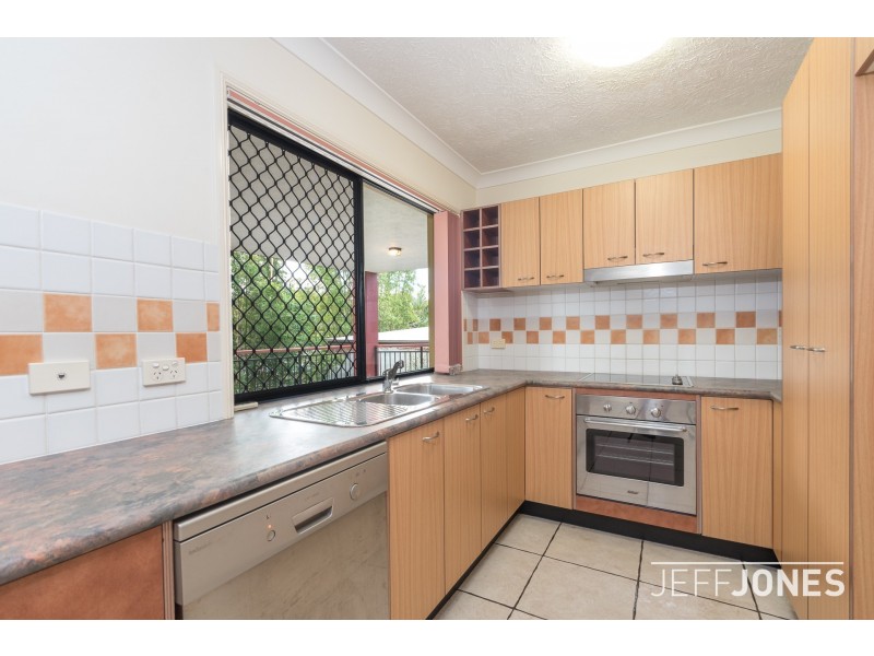 4/23 Ridge Street, Greenslopes QLD 4120