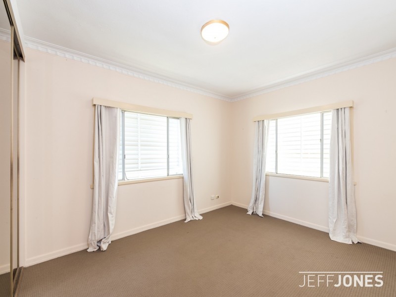 43 Henderson Street, Camp Hill QLD 4152