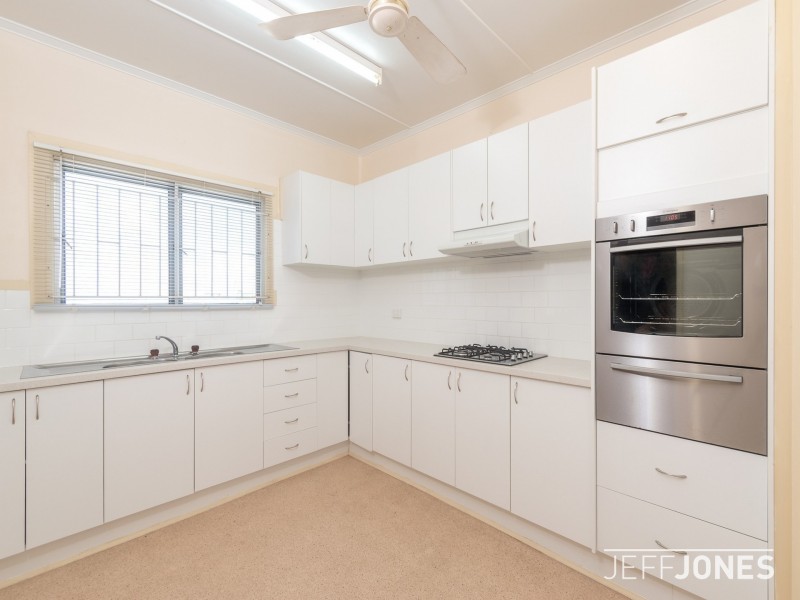 43 Henderson Street, Camp Hill QLD 4152