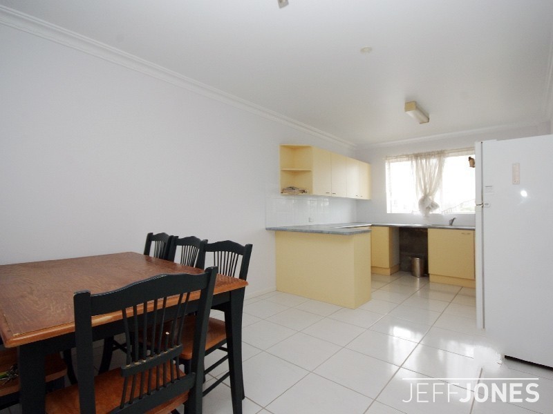 10/8 Regina Street, Greenslopes QLD 4120