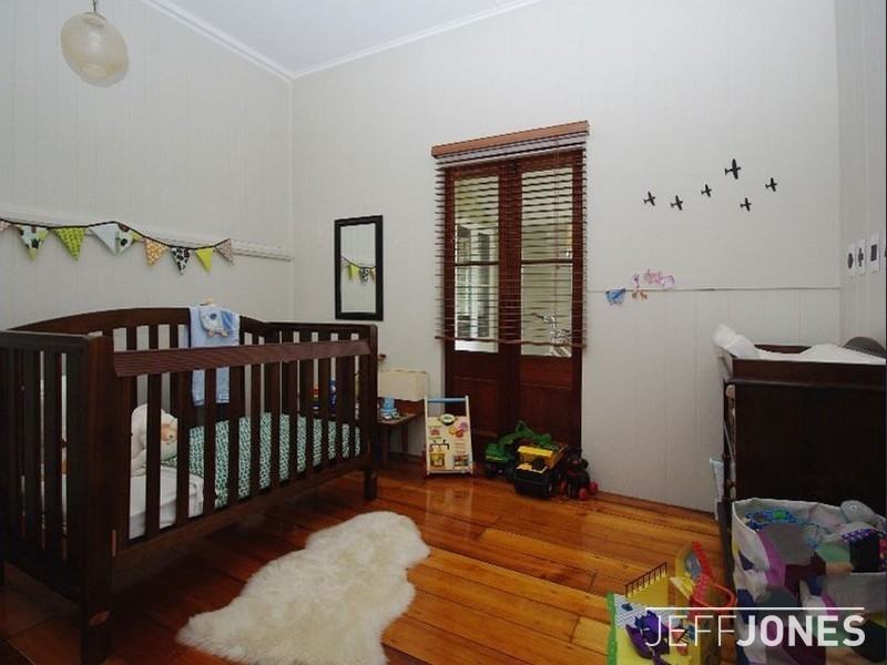 20 Narracott Street, Carina QLD 4152