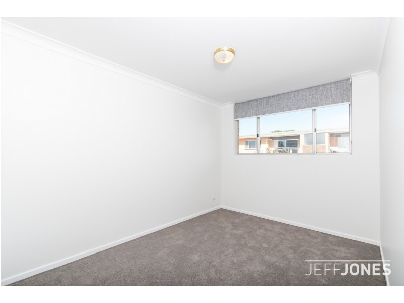 4/12 Rialto Street, Coorparoo QLD 4151