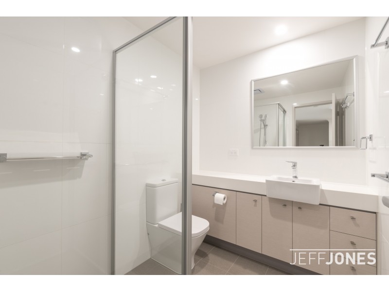 1/61 Hunter Street, Greenslopes QLD 4120