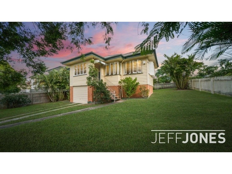 76 Gladstone Street, Coorparoo QLD 4151