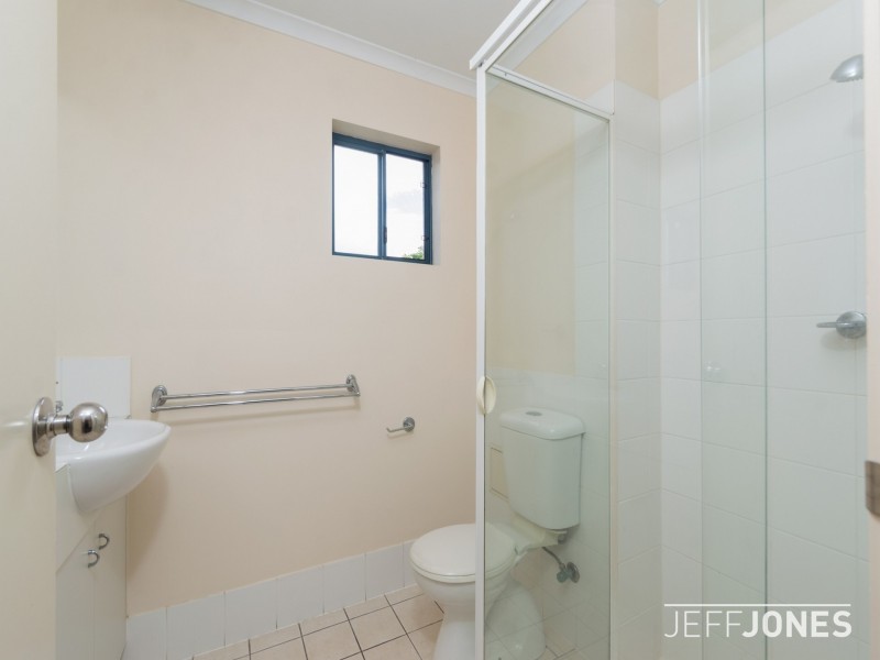 42/38 Palmer Street, Greenslopes QLD 4120