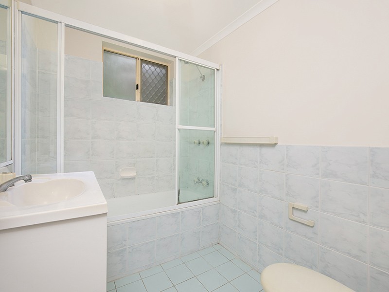 2/30 Wilton Terrace, Yeronga QLD 4104