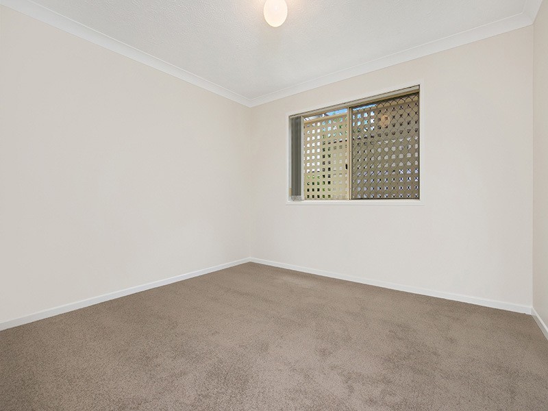 2/30 Wilton Terrace, Yeronga QLD 4104