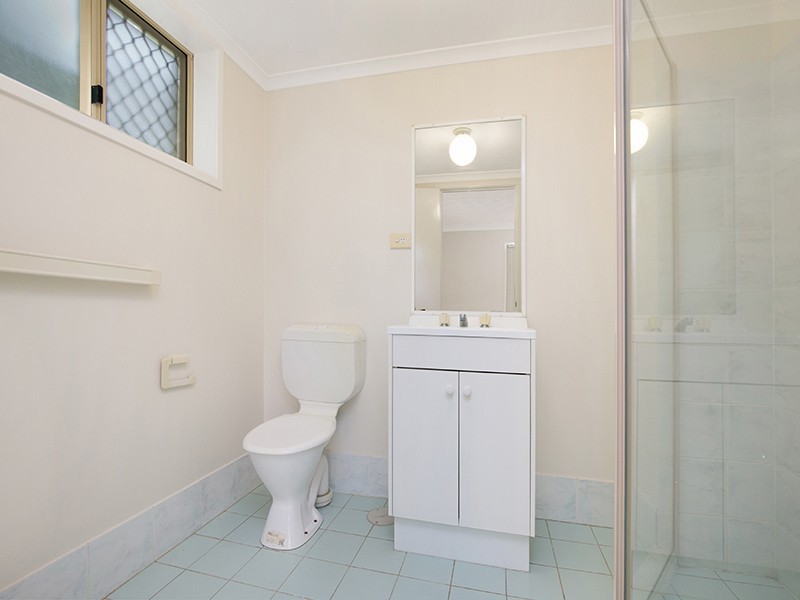 2/30 Wilton Terrace, Yeronga QLD 4104