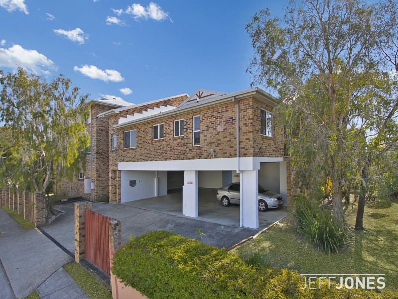 1/237 Cavendish Road, Coorparoo QLD 4151
