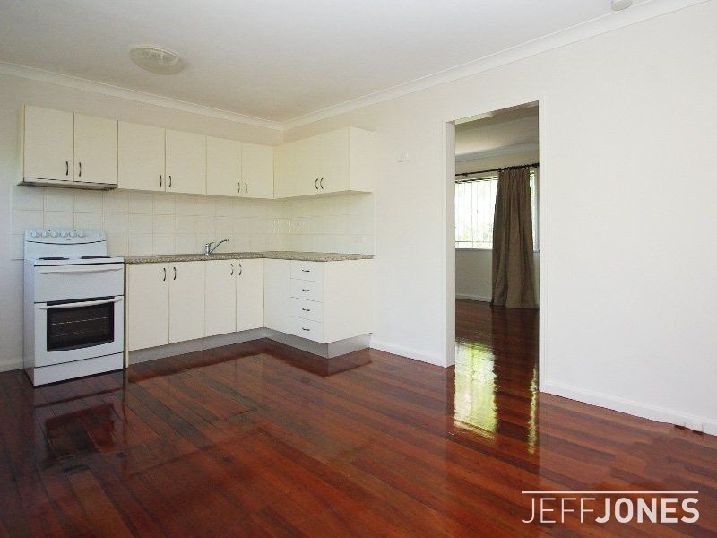 2/36a Newdegate Street, Greenslopes QLD 4120
