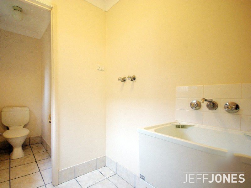 1/22 Hunter Street, Greenslopes QLD 4120