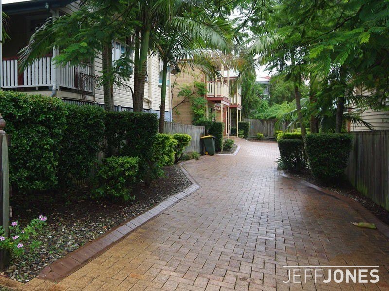 1/22 Hunter Street, Greenslopes QLD 4120