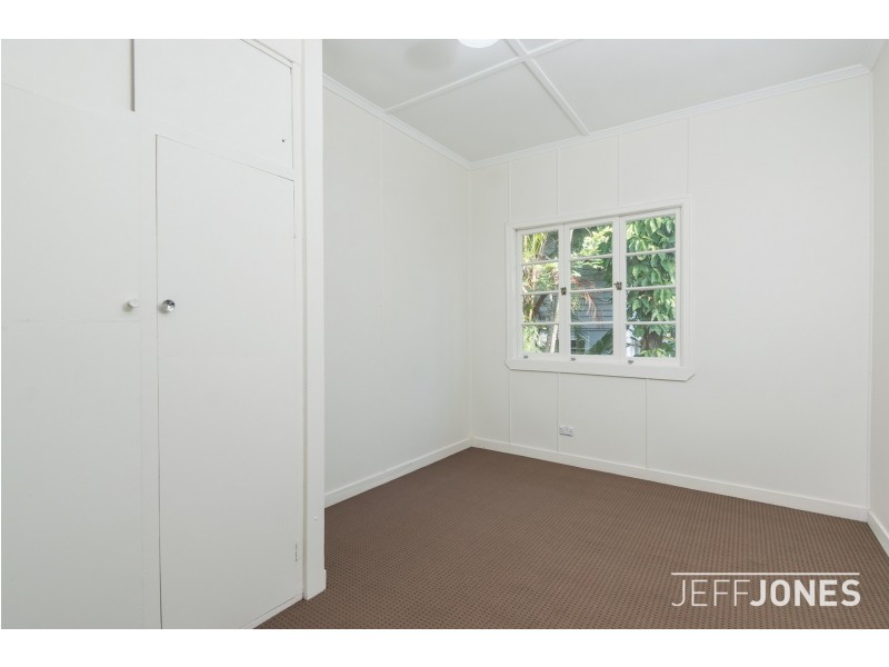 38 Raby Road, Coorparoo QLD 4151