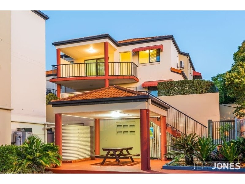 28/15 Dansie Street, Greenslopes QLD 4120