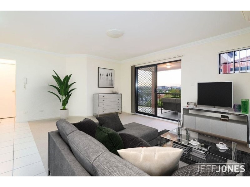 28/15 Dansie Street, Greenslopes QLD 4120