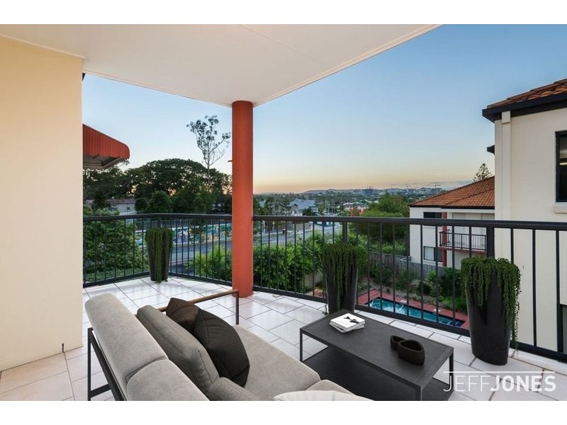28/15 Dansie Street, Greenslopes QLD 4120