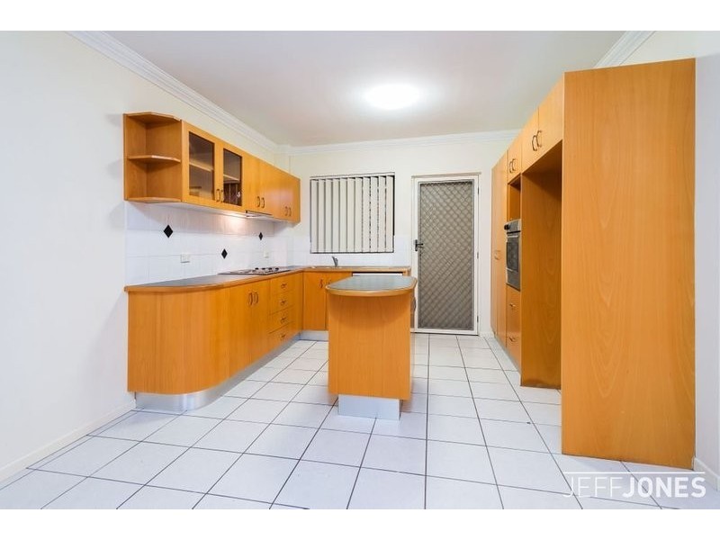 28/15 Dansie Street, Greenslopes QLD 4120